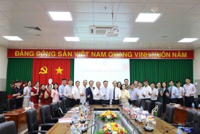 “Hội Ung thư Cần Thơ thăm khoa Ung bướu Bệnh viện Đa khoa Tiền Giang và tổ chức thành công Hội thảo về lĩnh vực Giải phẫu bệnh và Sinh học phân tử”