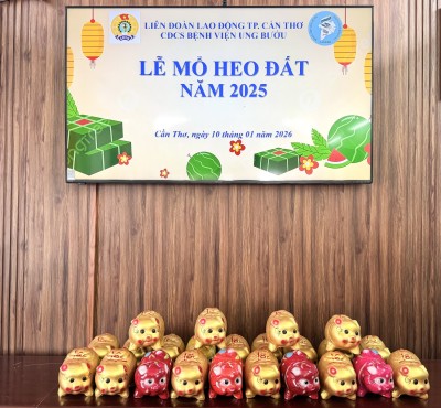 “Lễ mổ heo đất” – Hoạt động quen thuộc mỗi dịp cuối năm của Công đoàn bệnh viện Ung Bướu TP. Cần Thơ